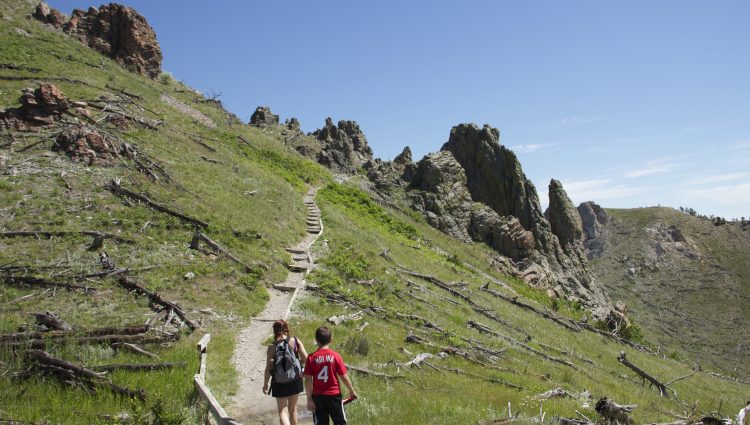 Planinarenje i adrenalin u prirodi: kako se pripremitiza sigurnu, snažnu i nezaboravnu avanturu